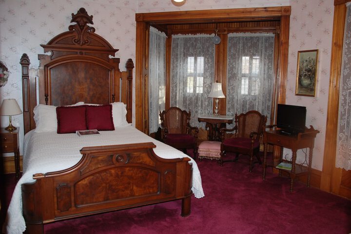 Room 3 of 51