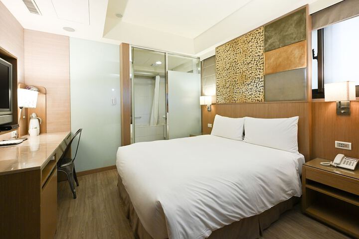 Room 79 of 120