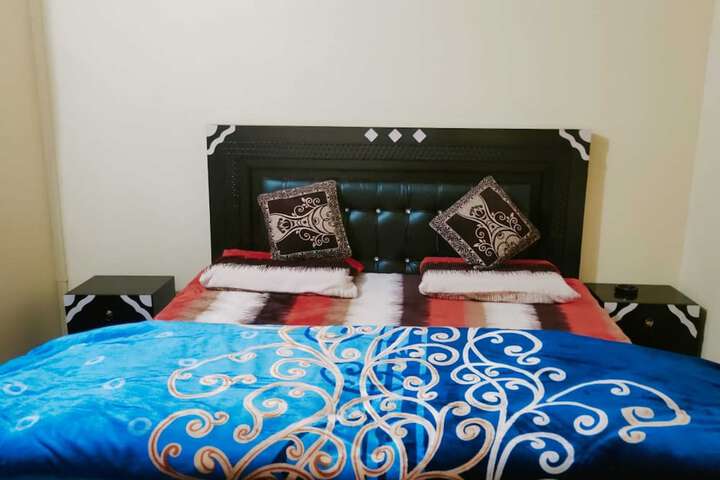 Room 4 of 31