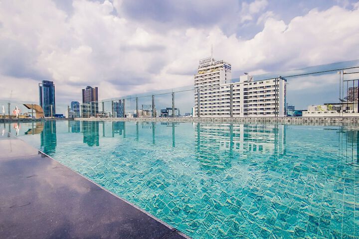 Pool 40 of 55