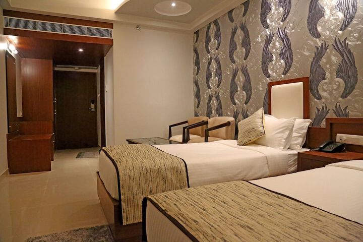 Room 6 of 46