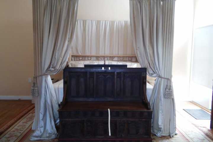 Room 12 of 61