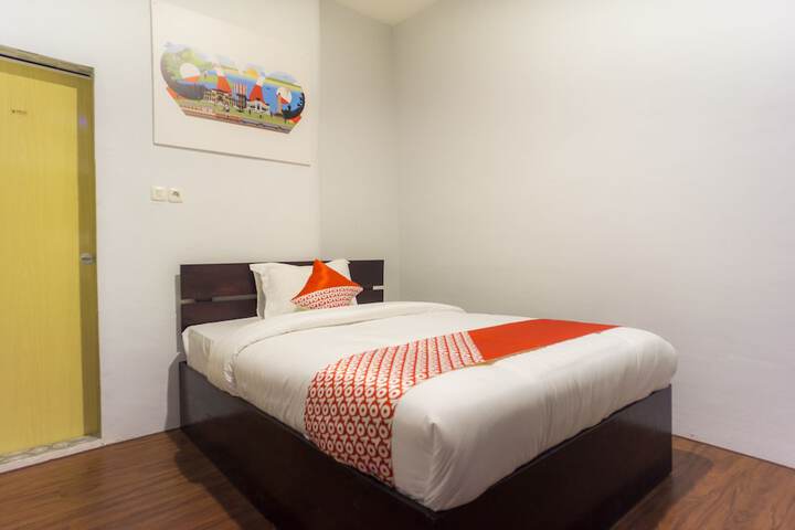 Room 5 of 32