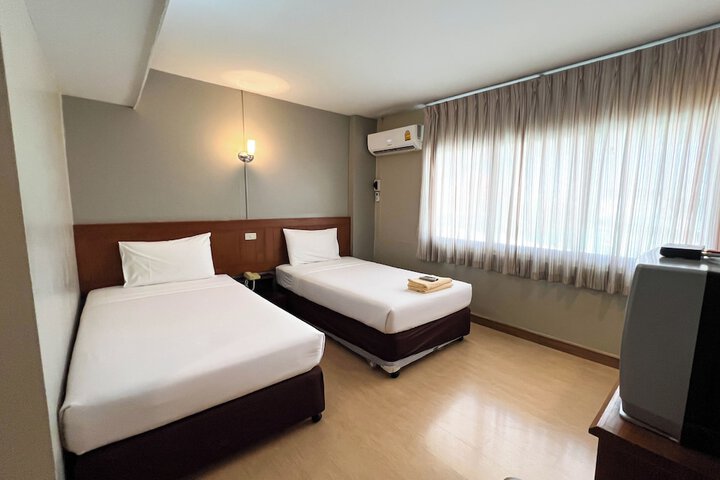 Room 21 of 41