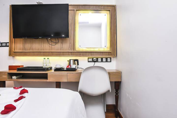 Room 2 of 54