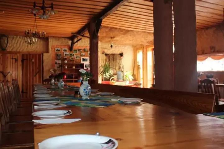 Dining 9 of 9