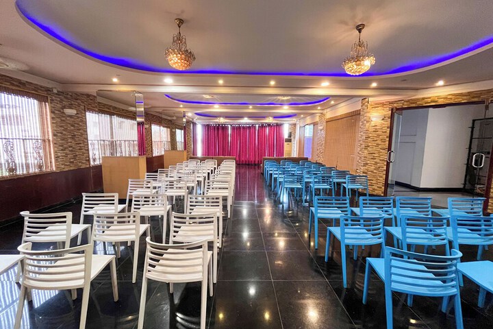 Ballroom/Hall 125 of 135