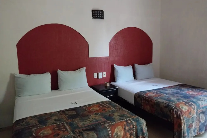 Room 3 of 15