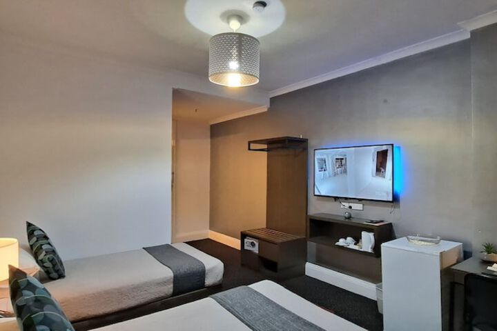 Room 56 of 73