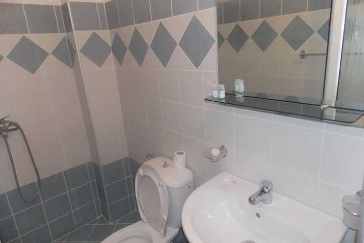 Room 15 of 21