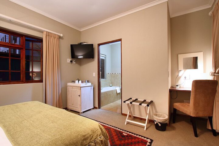 Room 19 of 36