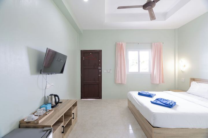 Room 45 of 157