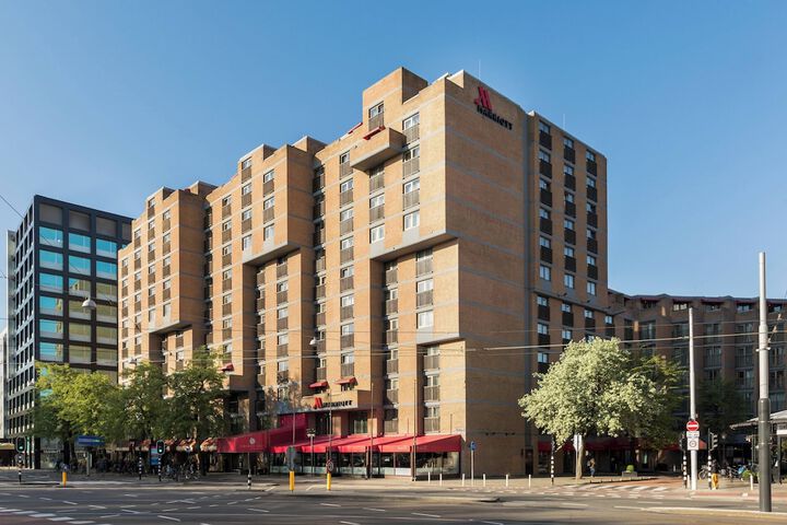 Hotel 83 of 93