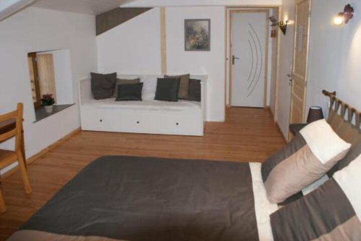 General 2 of 47