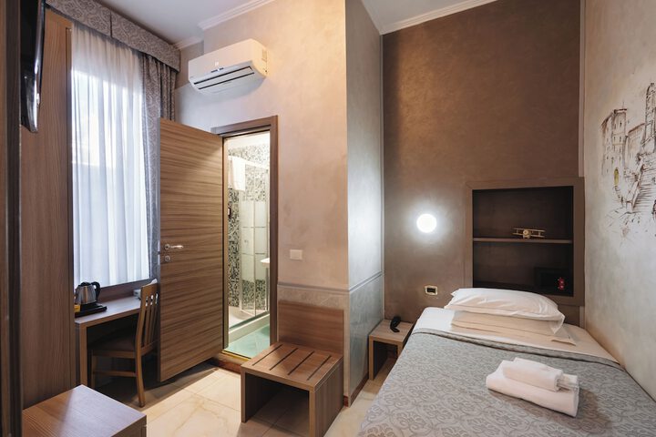 Room 87 of 180