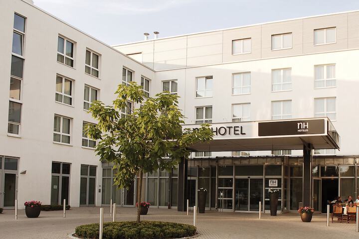 Hotel 66 of 70
