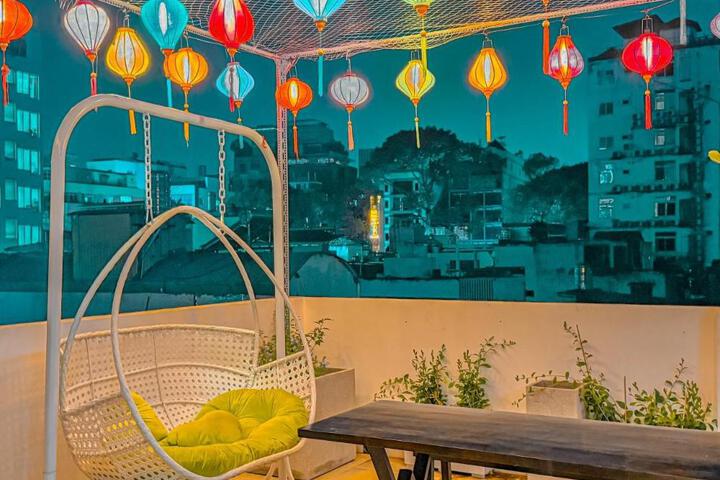Saigon Hotel & Apartment