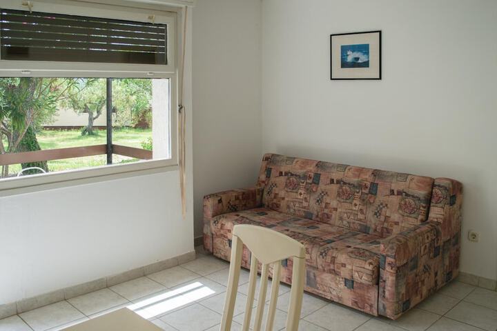 Room 10 of 44