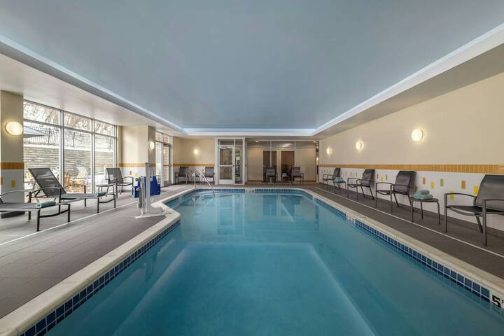 Pool 40 of 62