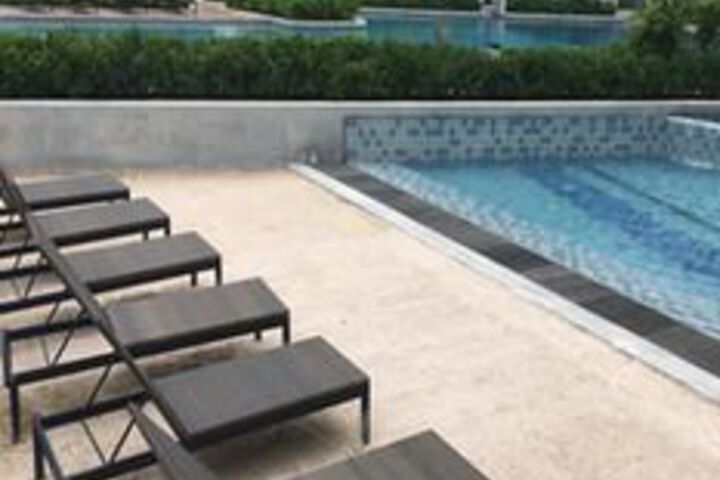 Sundeck 24 of 30