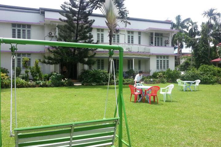 QUEEN SHIN SAW PU HOTEL