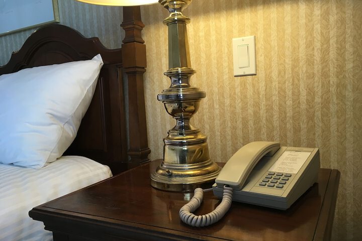 Room 43 of 118