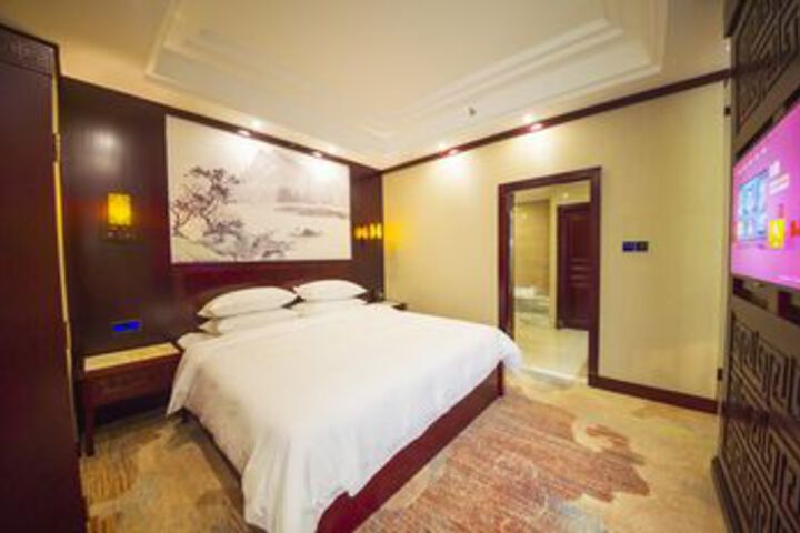 Room 19 of 29