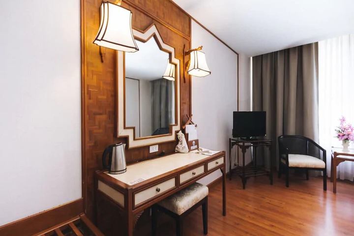 Room 26 of 52