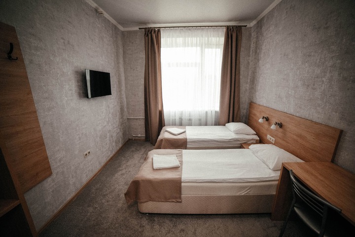 Room 15 of 35