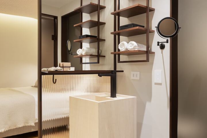 Clean Restrooms
