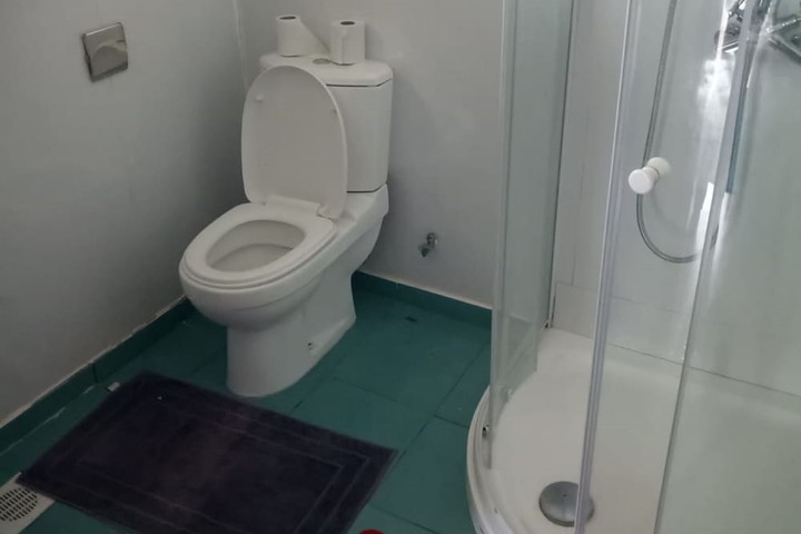 Room 8 of 15