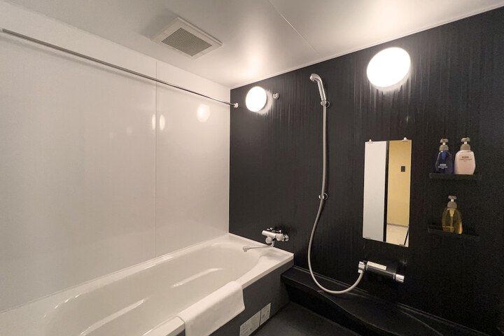 Room 61 of 74