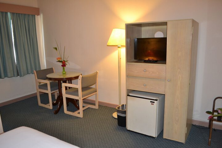 Room 5 of 45