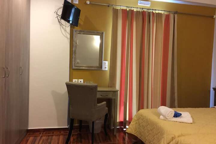 Room 13 of 56