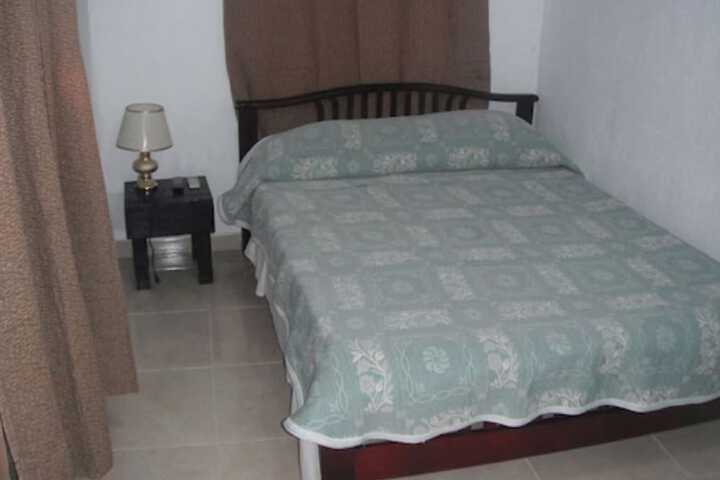 Room 15 of 32