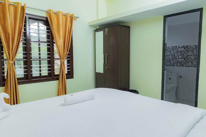 Room 10 of 26