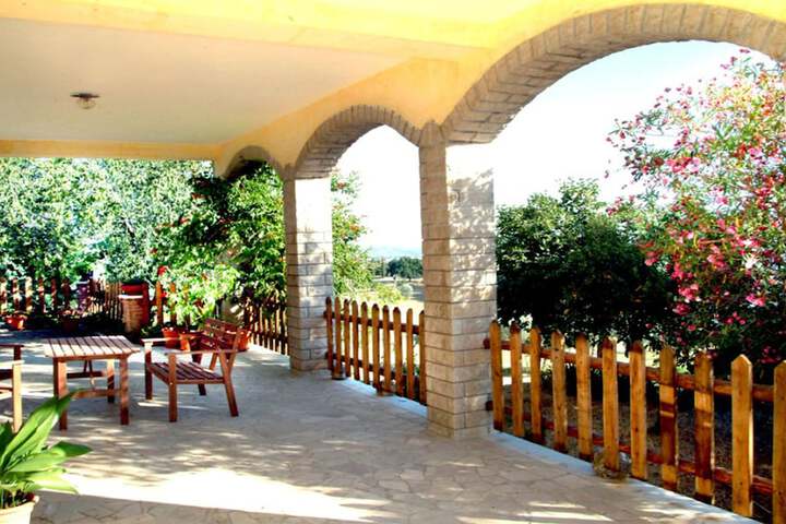 Terrace/Patio 29 of 34