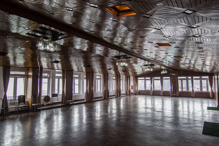 Ballroom/Hall 49 of 55