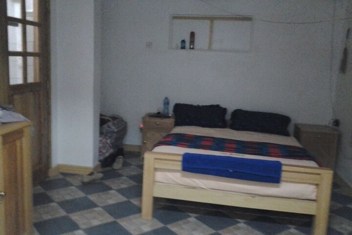 Room 4 of 19
