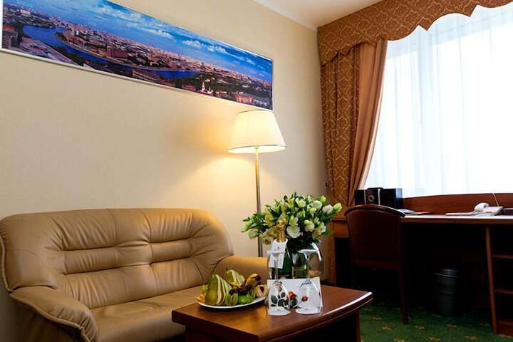 Room 36 of 115