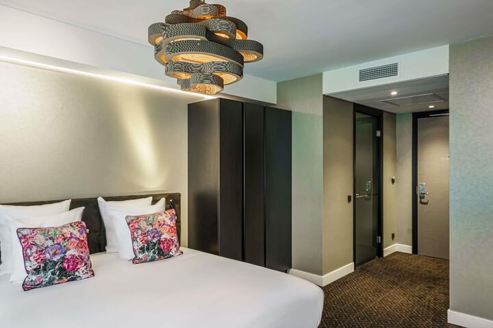 Room 14 of 47