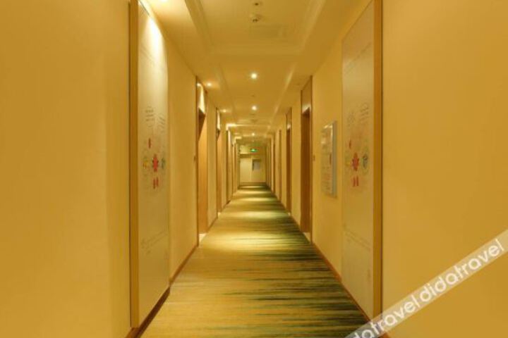 Hotel Interior 18 of 27