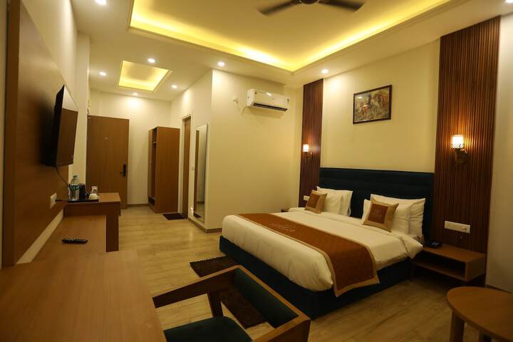 Room 6 of 117