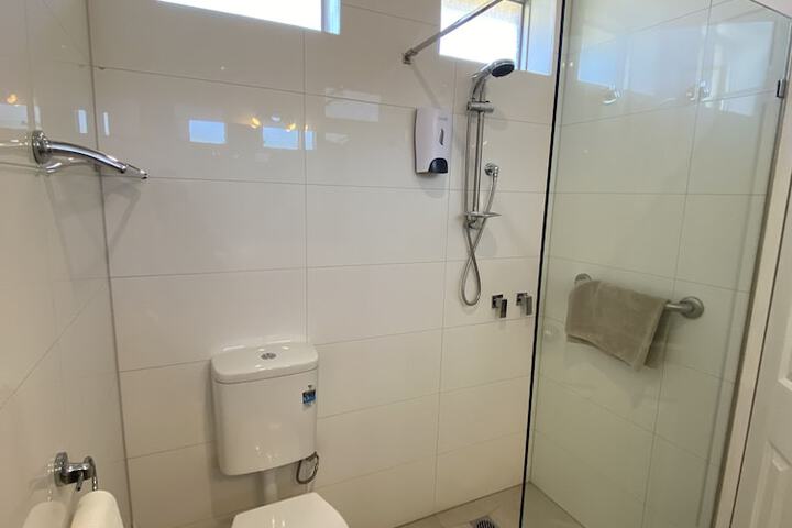 Room 12 of 20