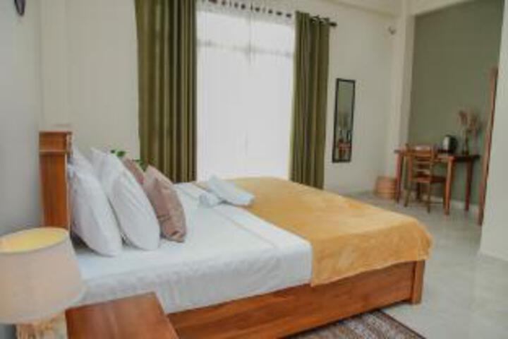 Room 9 of 23