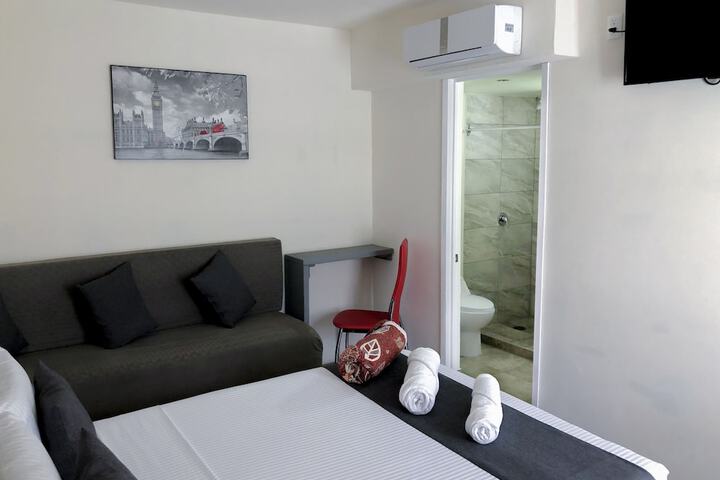 Room 6 of 62