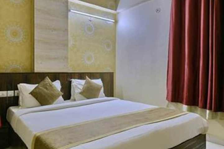 Fabhotel Sky Heights