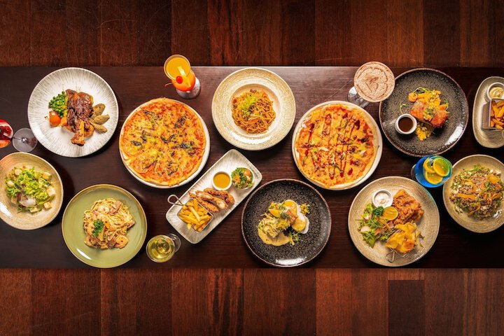 Dining 82 of 117