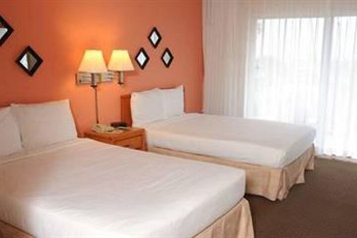 Room 7 of 27