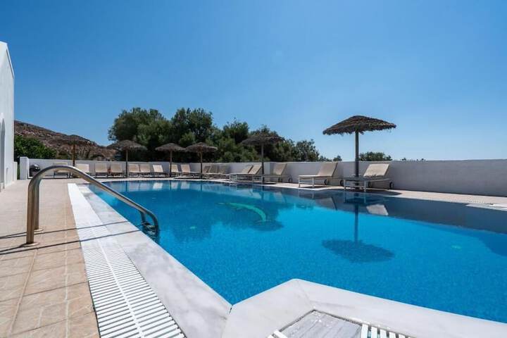 Pool 34 of 77